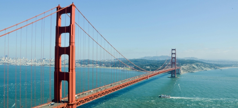 Golden Gate Bridge crossing San Francisco Bay on a clear day.